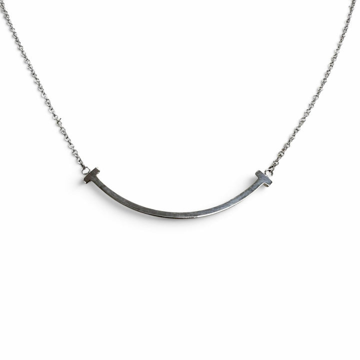 Great TIFFANY&Co. Necklace T smile small White gold AU750 Women