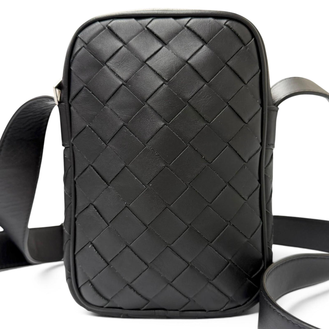 Great BOTTEGAVENETA Shoulder Bag INTRECCIATO Phone Pouch black leather