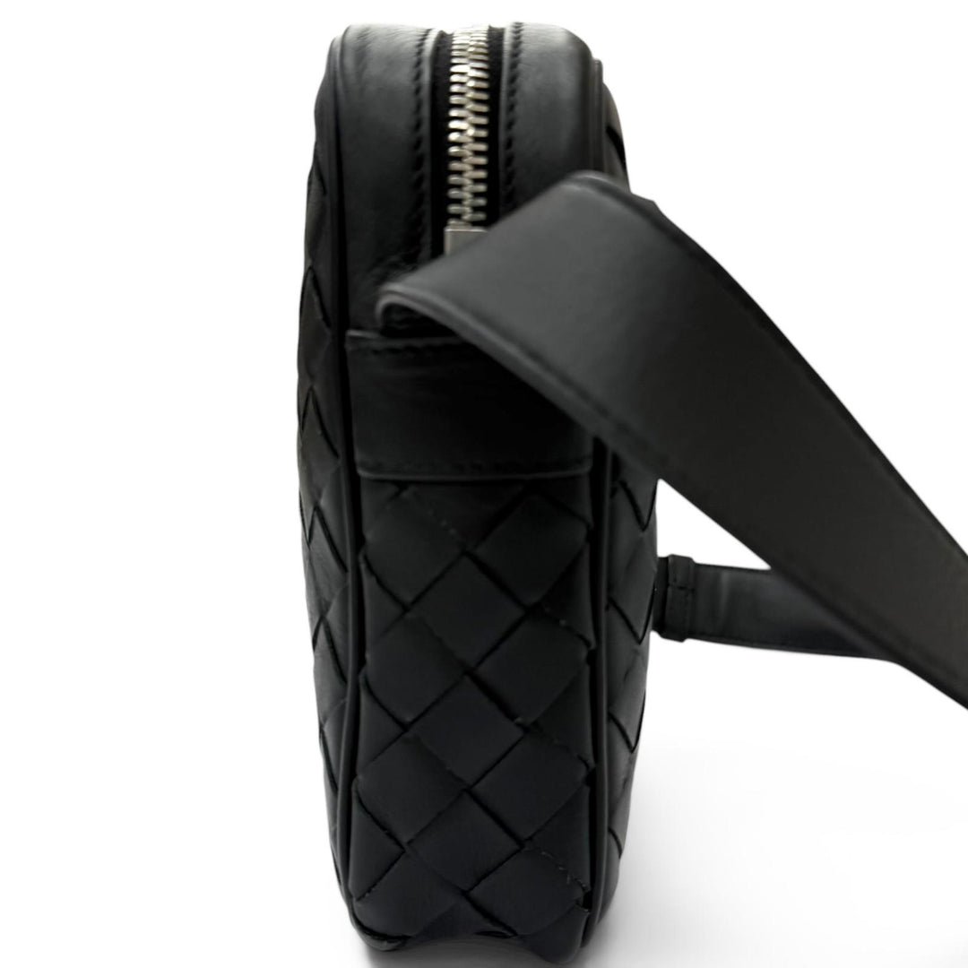 Great BOTTEGAVENETA Shoulder Bag INTRECCIATO Phone Pouch black leather
