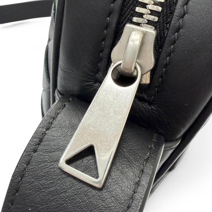 Great BOTTEGAVENETA Shoulder Bag INTRECCIATO Phone Pouch black leather