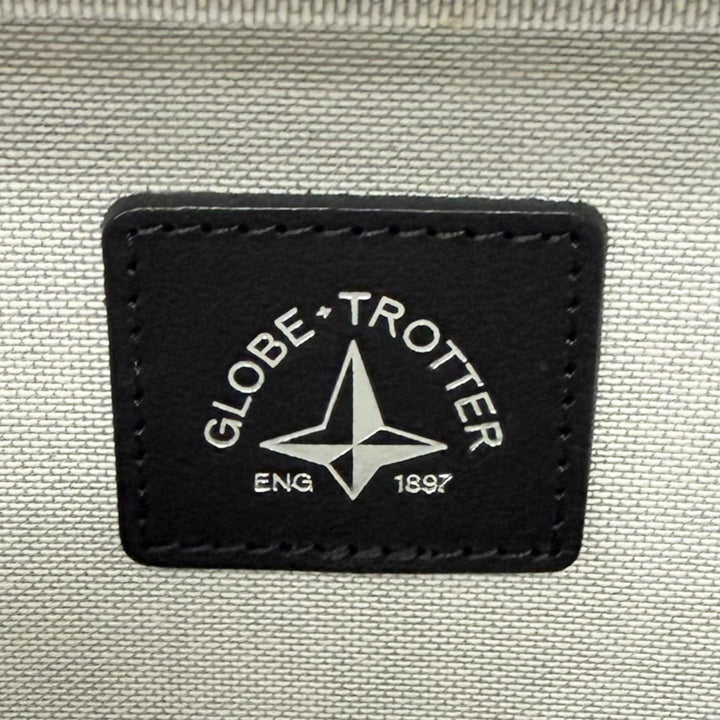 Pristine GLOBE TROTTER Shoulder Bag Centenary Messenger case black vulcan fiber