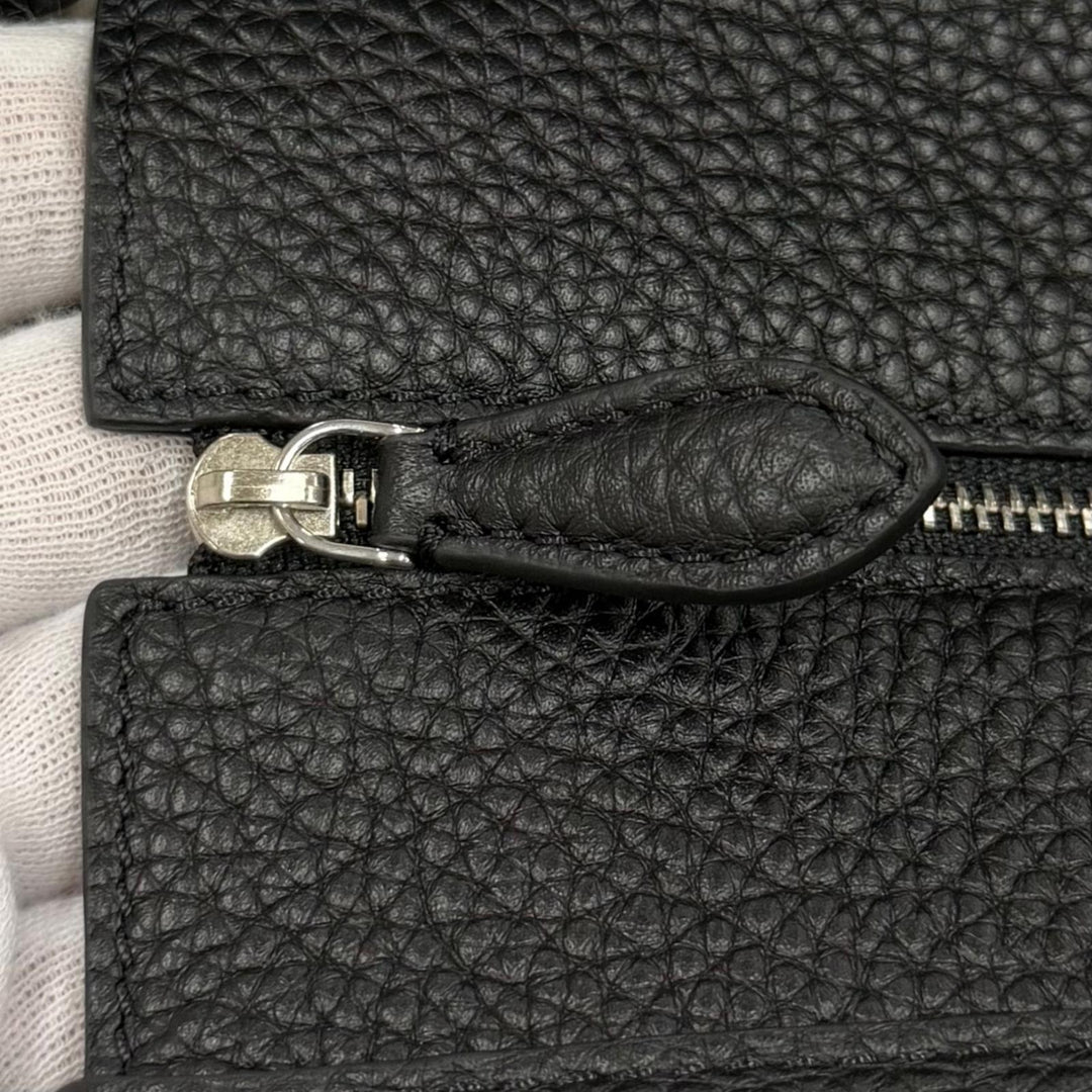 Pristine THE ROW Tote Bag Marlo 12 logo leather black Calfskin Leather W1802
