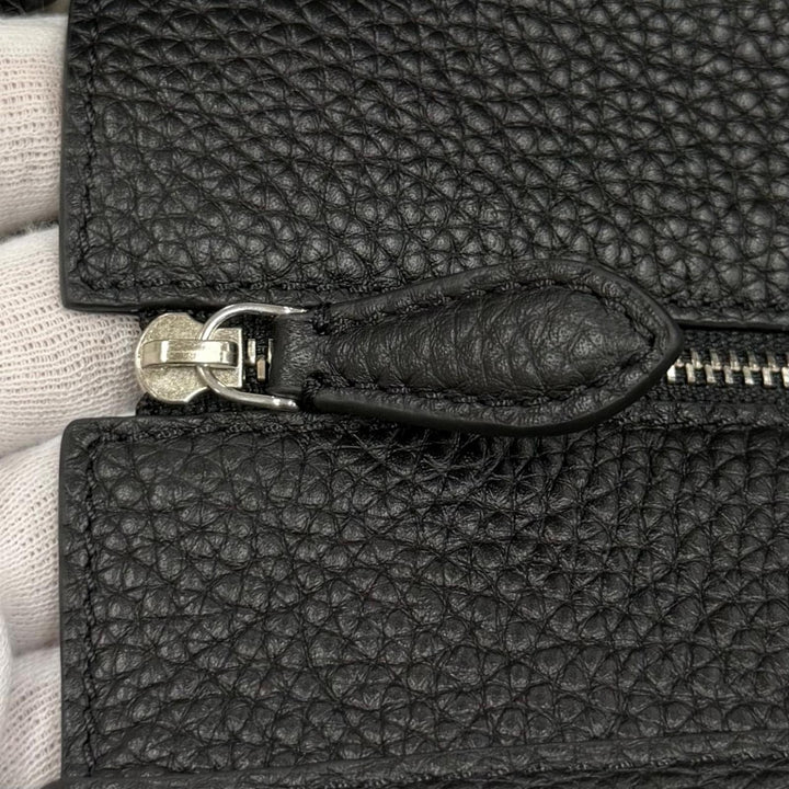 Pristine THE ROW Tote Bag Marlo 12 logo leather black Calfskin Leather W1802