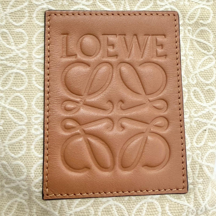 Great LOEWE Clutch bag OBLONG POUCH Anagram logo leather patch C821C63X05