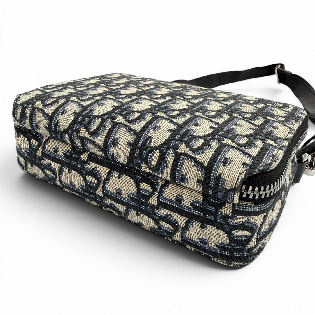 Pristine DIOR Shoulder Bag Oblique zip pouch Navy canvas mens 20BBC119YSE