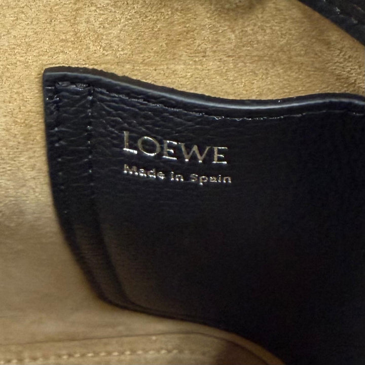 Excellent LOEWE Shoulder Bag Pebble Bucket Bag Mini Soft Leather AANBBBMX31