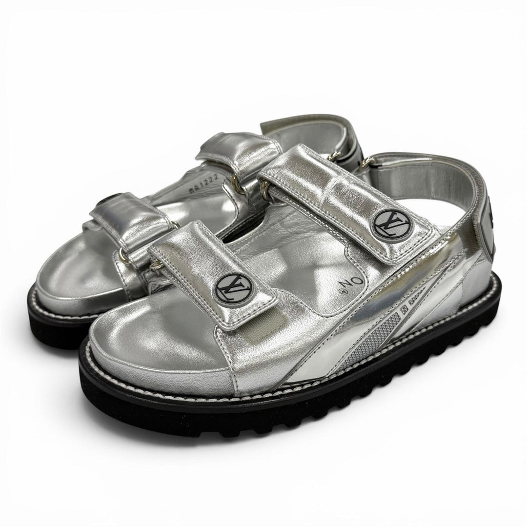 Pristine LOUIS VUITTON Sandals Paseo Line Logo design Velcro leather flats 35