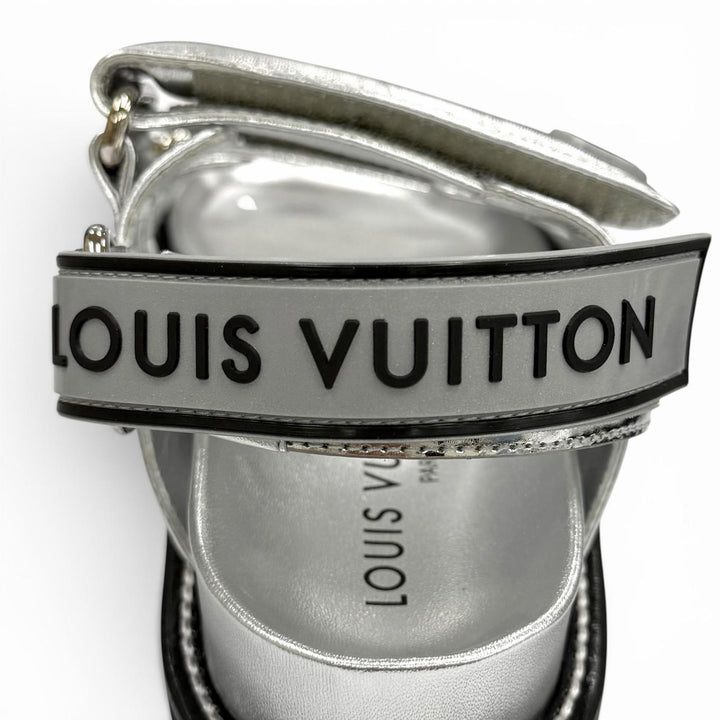 Pristine LOUIS VUITTON Sandals Paseo Line Logo design Velcro leather flats 35