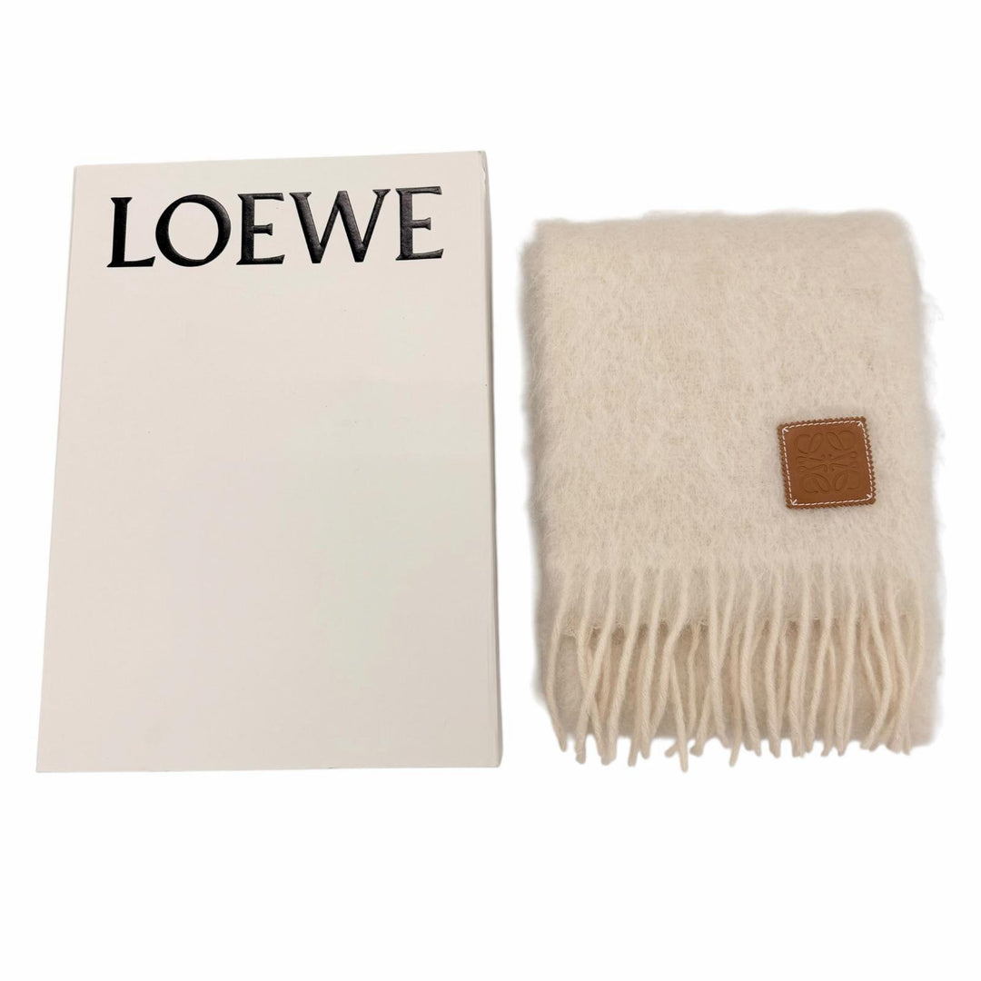 Excellent LOEWE Scarf Anagram leather patch with fringe Ivory mohair Women