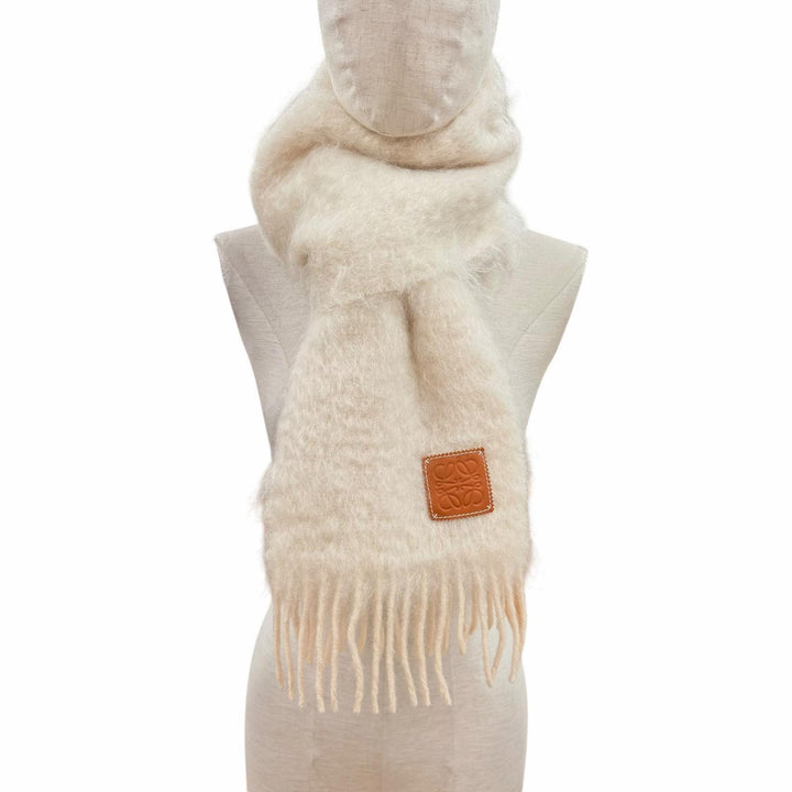 Excellent LOEWE Scarf Anagram leather patch with fringe Ivory mohair Women
