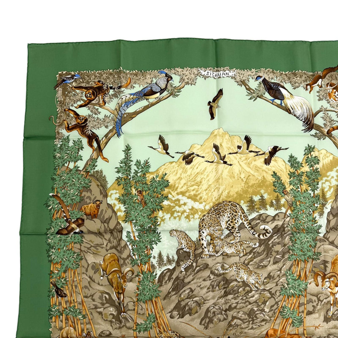 Excellent HERMES scarf Sichuan SICHUAN animal Multi silk Women