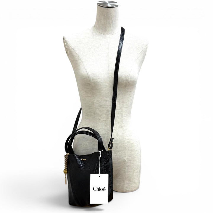 Pristine Chloe Shoulder Bag Spin black leather CHC25Stainless Steel812N84001