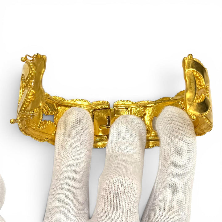 Excellent CHANEL bracelet COCO Mark Gold Bangle gold Women 96A