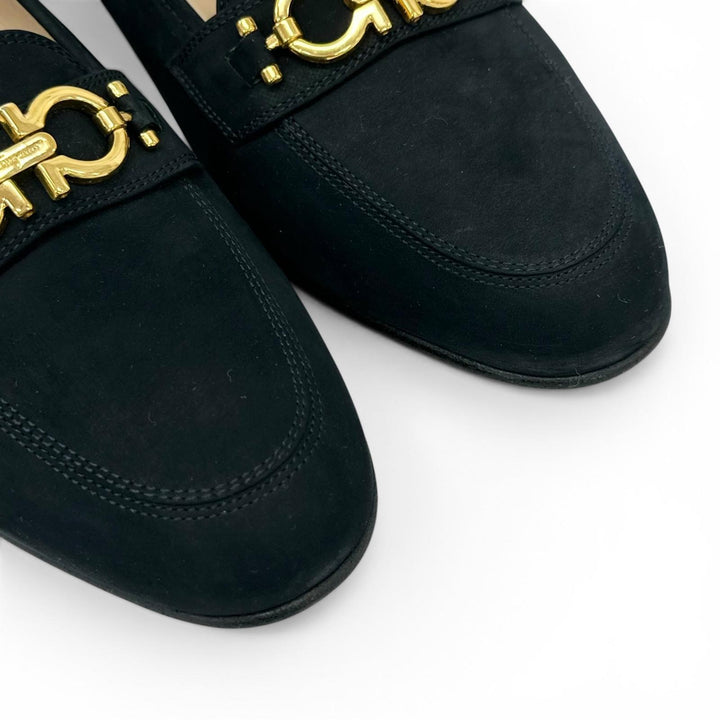 Pristine Salvatore Ferragamo pumps BABS Double Gancini Dark navy Suede leather