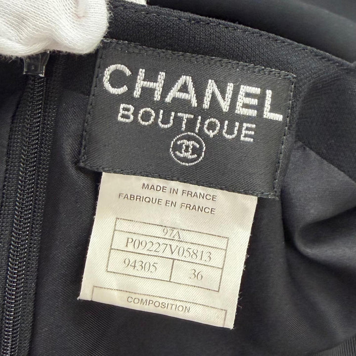 Excellent CHANEL one piece black wool Women 36 97A P09227
