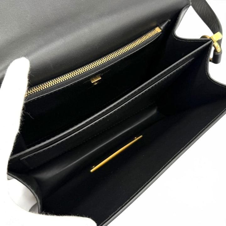 Excellent Salvatore Ferragamo Shoulder Bag Joanne black Calf leather Women