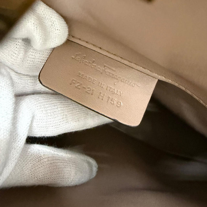 Excellent Salvatore Ferragamo Handbag Studio Gancini Soft Leather 2-Way Brown