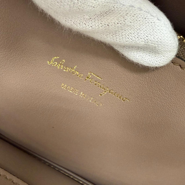 Excellent Salvatore Ferragamo Handbag Studio Gancini Soft Leather 2-Way Brown