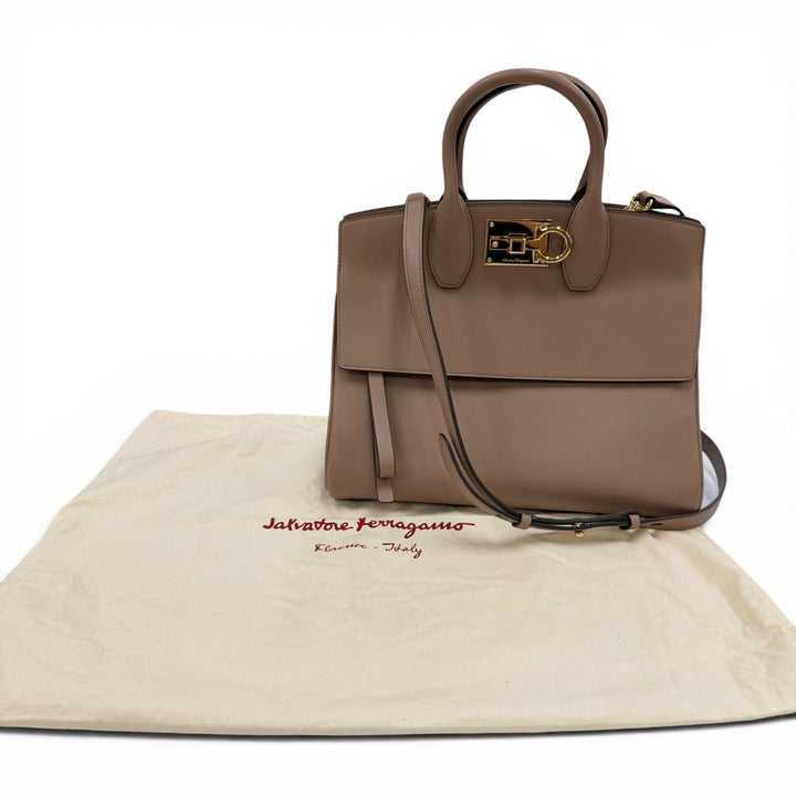 Excellent Salvatore Ferragamo Handbag Studio Gancini Soft Leather 2-Way Brown