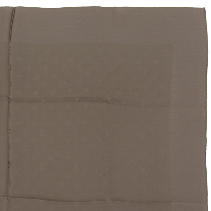 Pristine LOUIS VUITTON scarf Carre Monaco Monogram khaki silk Women M71154