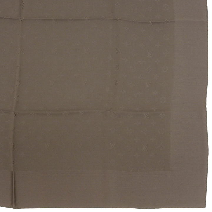 Pristine LOUIS VUITTON scarf Carre Monaco Monogram khaki silk Women M71154
