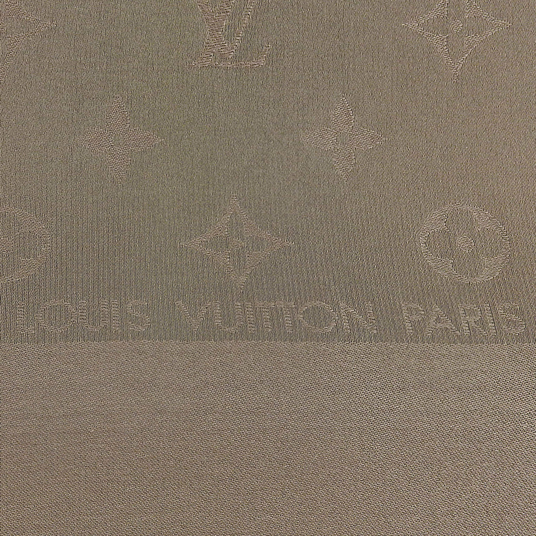 Pristine LOUIS VUITTON scarf Carre Monaco Monogram khaki silk Women M71154