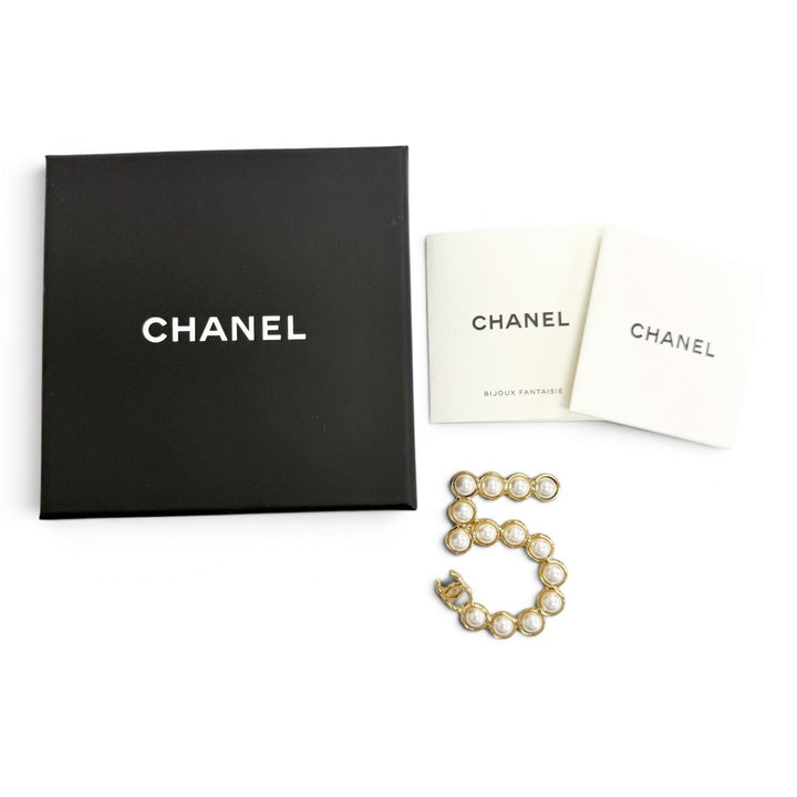 Excellent CHANEL Brooch COCO Mark NO.5 Pearl Brooch gold Women 24S