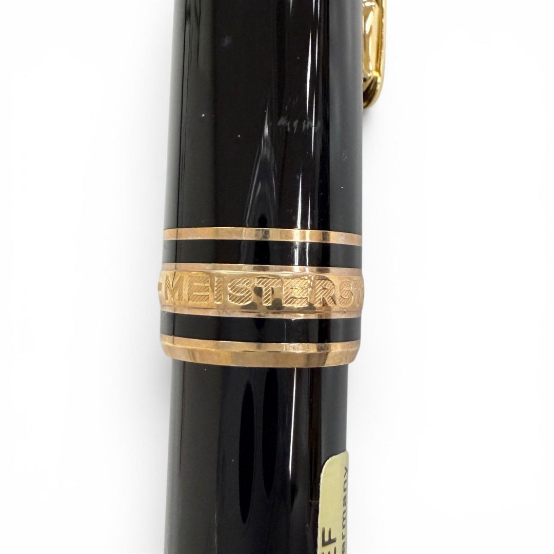 Excellent MONTBLANC fountain pen Meisterstück 4810 White Star black 14K mens