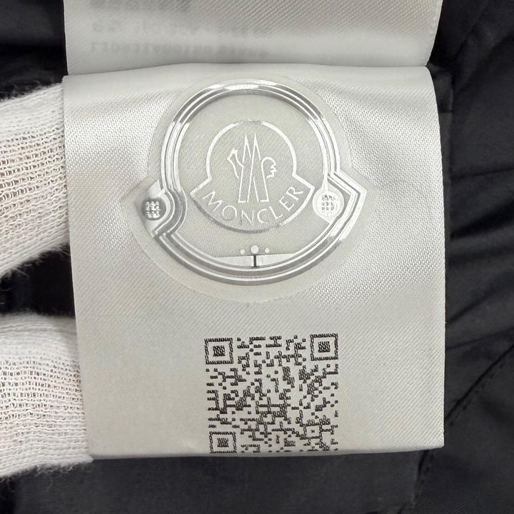 Pristine MONCLER Jacket GRUISSAN black cotton Women 00 L10931A00080