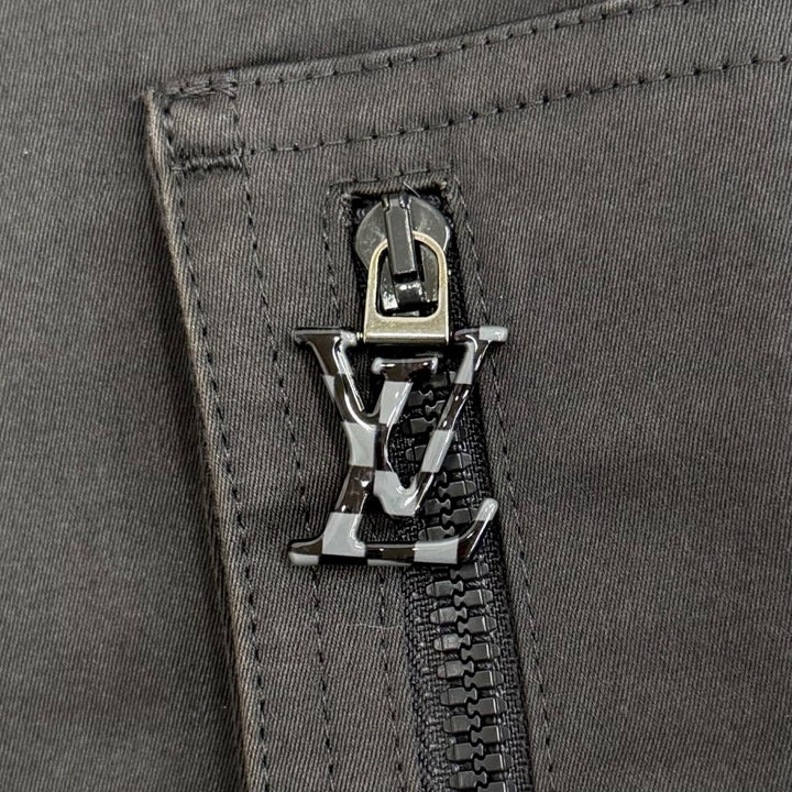 Excellent LOUIS VUITTON cargo pants Technical cotton Damier button LV logo 38