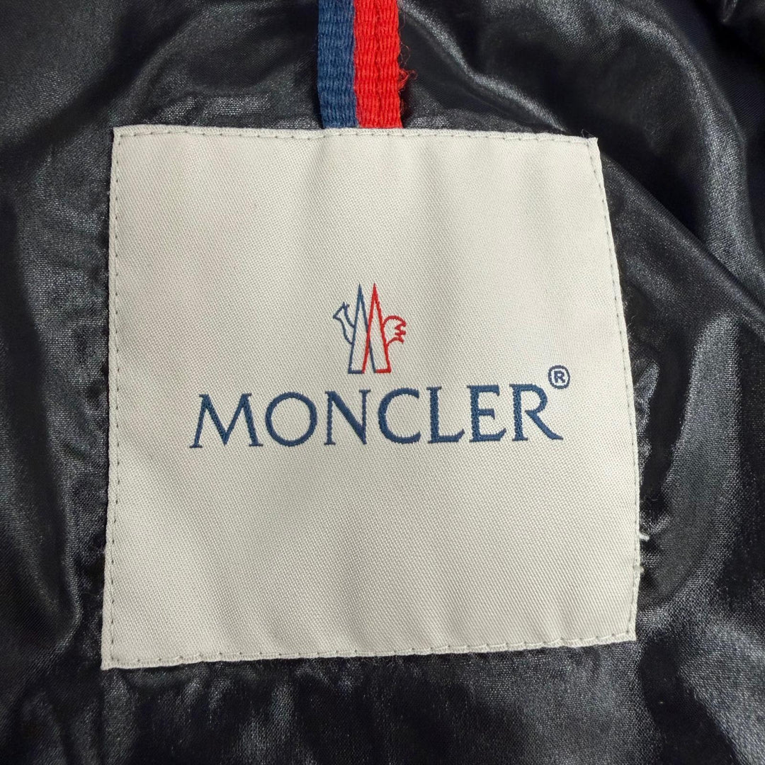 Great MONCLER Down jacket BAYARD Logo patch and hood ZIP UP black Women 0