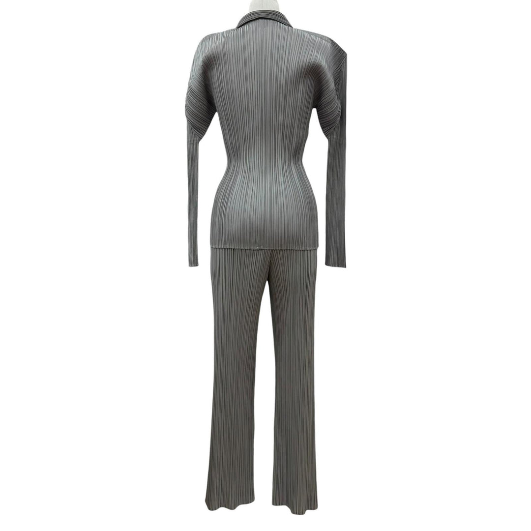 Excellent PLEATS PLEASE two-piece set tops khaki polyester Women PP04-JF643
