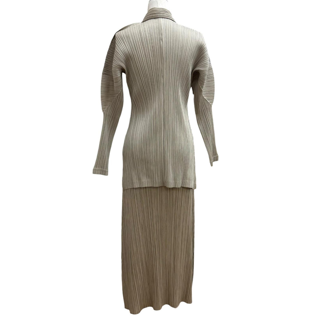 Excellent PLEATS PLEASE two-piece set Beige polyester PP23-JD501 PP14-JG694