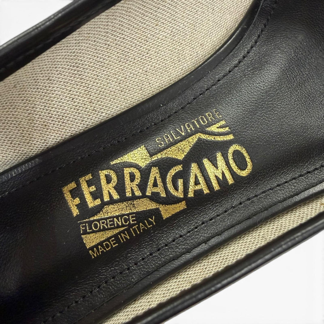 Pristine Salvatore Ferragamo Vara Ribbon Canvas Leather Flat Pumps black 8