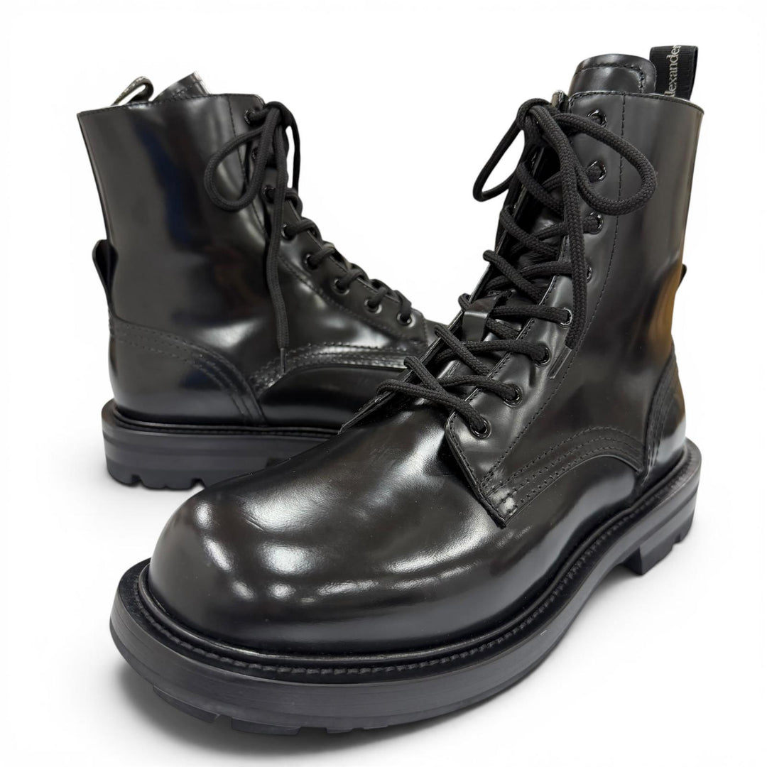 Excellent Alexander McQueen boots Lace up black leather mens 40 683569