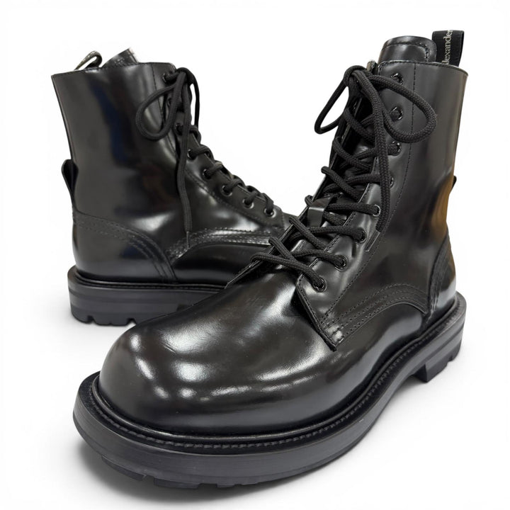 Excellent Alexander McQueen boots Lace up black leather mens 40 683569