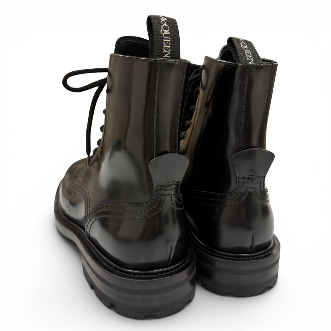 Excellent Alexander McQueen boots Lace up black leather mens 40 683569