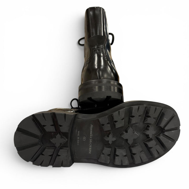 Excellent Alexander McQueen boots Lace up black leather mens 40 683569
