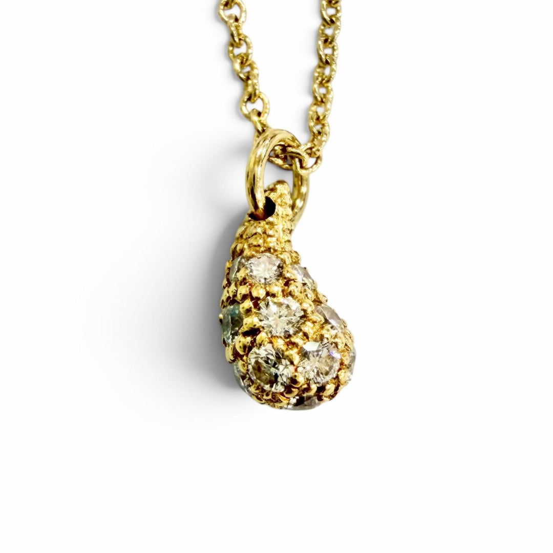 Great TIFFANY&Co. Teardrop Mini Pave Diamond Necklace in 750 (Yellow Gold)