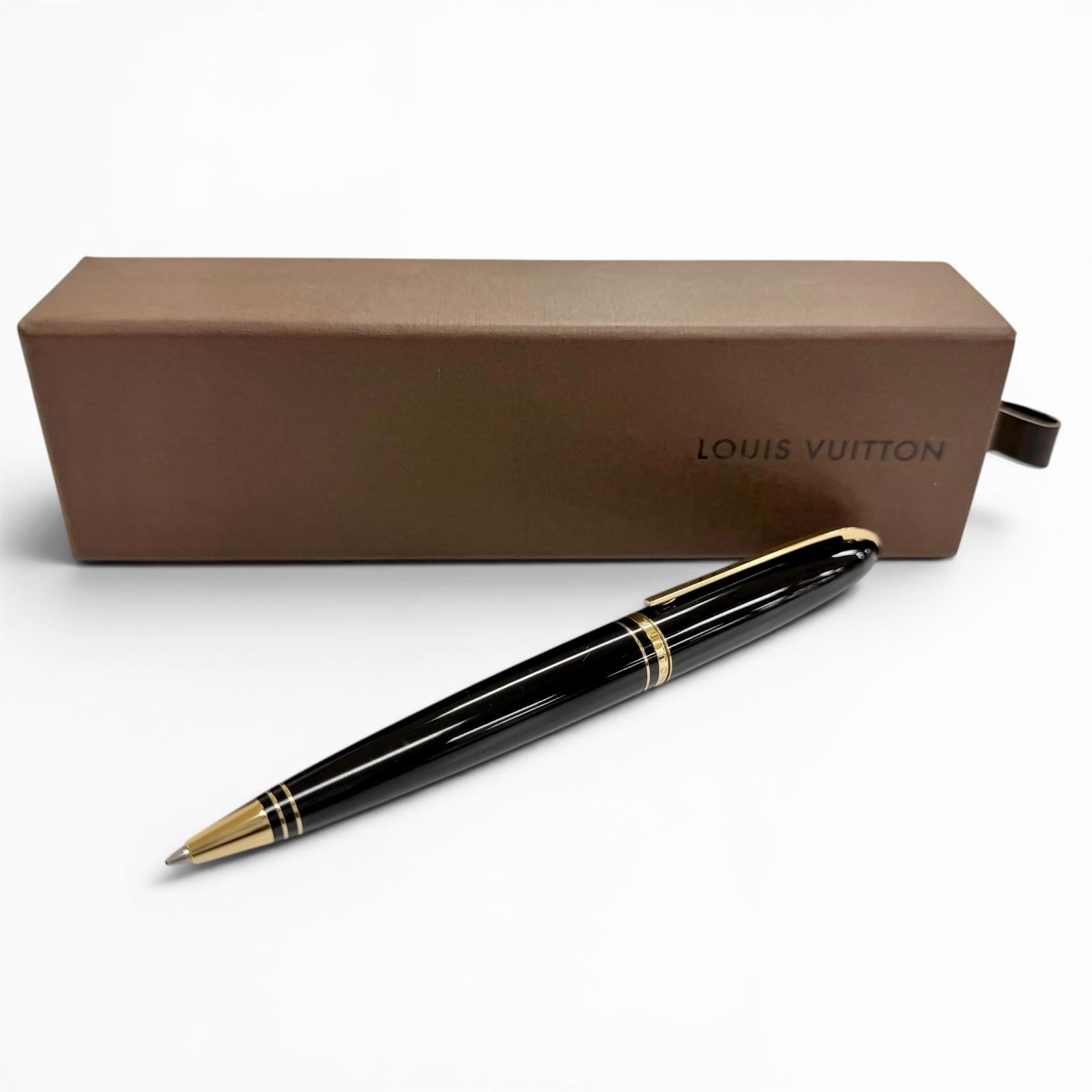 Excellent LOUIS VUITTON Ballpoint pen Dog Double Lacquer Twist