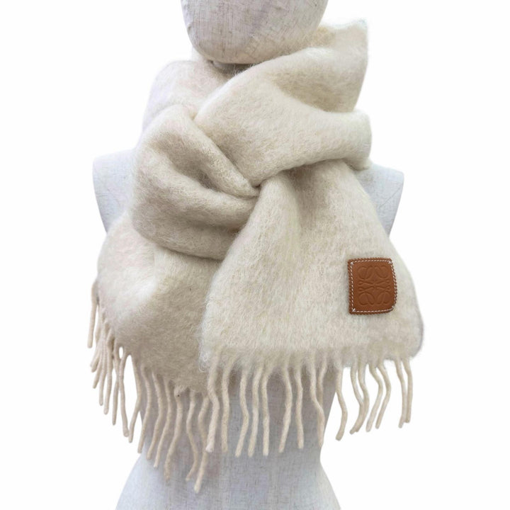 Excellent LOEWE Scarf Fringe with Anagram leather patch Ivory mohair Women