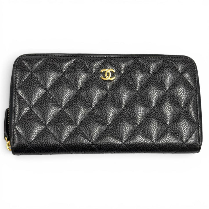 Very Good CHANEL Purse black Caviar skin Women AP0242