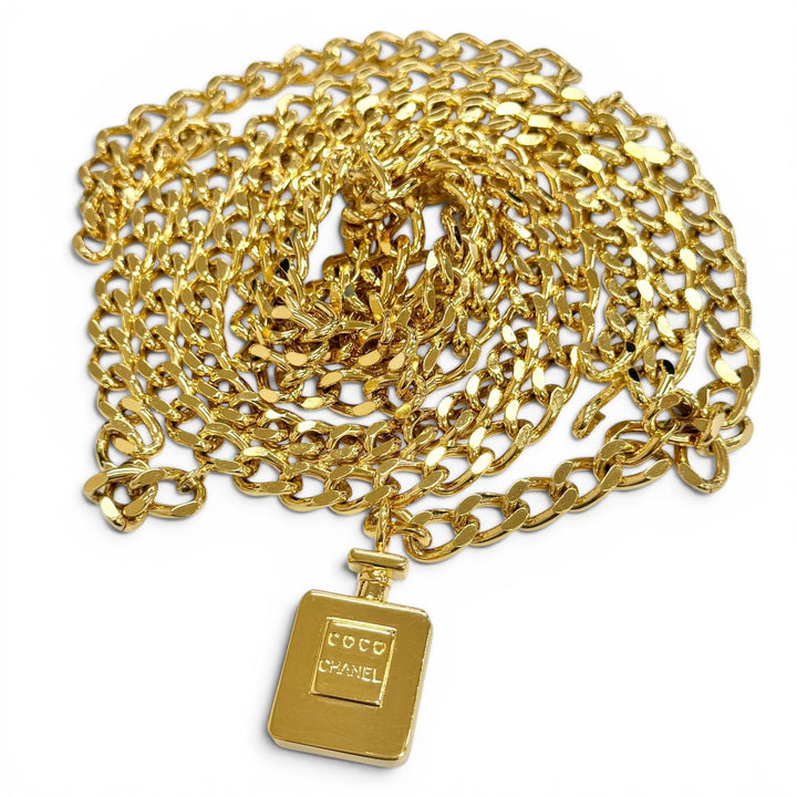 Very Good CHANEL Logo perfume bottle charm, double chain belt, total length gold