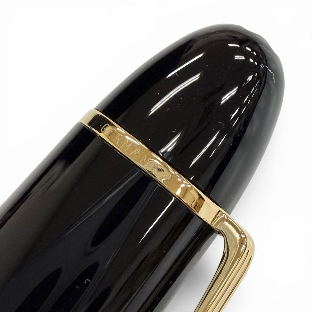 Excellent MONTBLANC fountain pen Meisterstück 149 white star black 18K mens