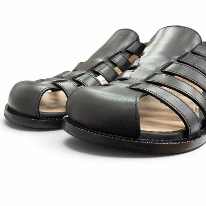 Great LOEWE Sandals CAMPO SANDAL Logo buckle Gurkha sandals, flat. black leather