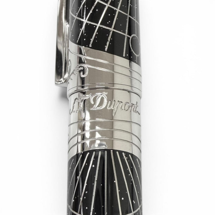 Excellent Dupont fountain pen Shoot the Moon Premium: A Trip to the Moon