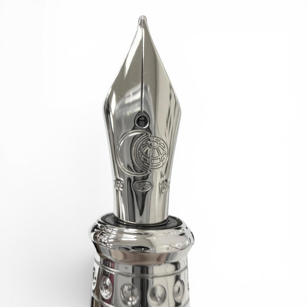 Excellent Dupont fountain pen Shoot the Moon Premium: A Trip to the Moon