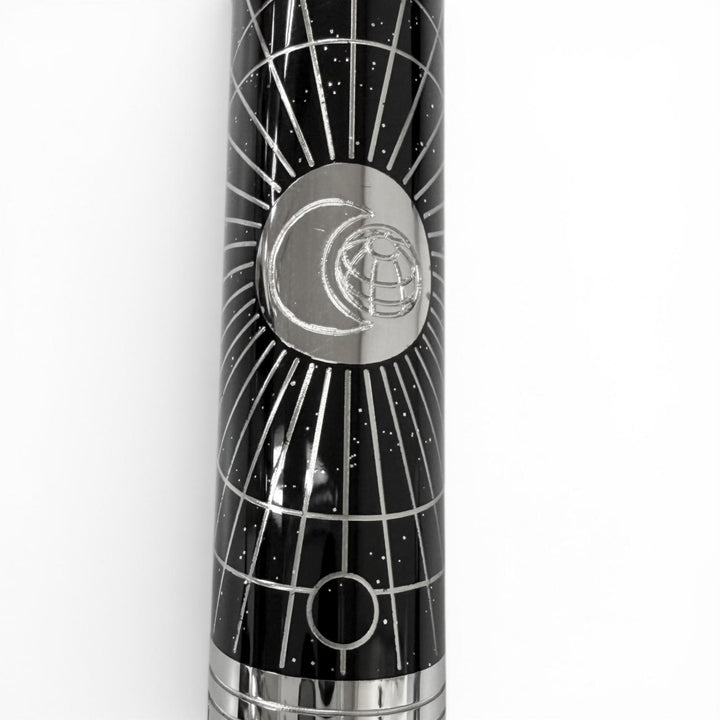 Excellent Dupont fountain pen Shoot the Moon Premium: A Trip to the Moon