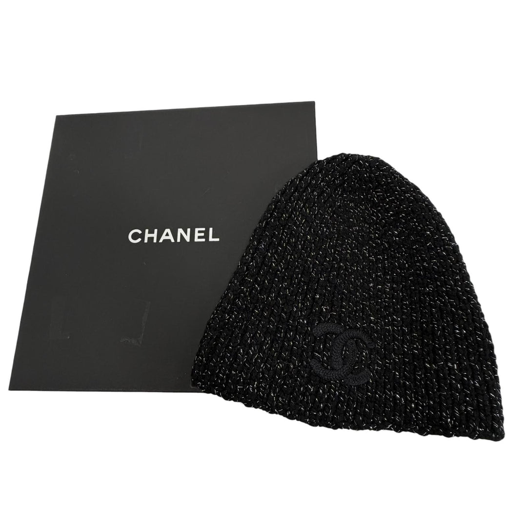 Excellent CHANEL Knit cap Cruise Collection CocoMake Glitter Hat black AAB710