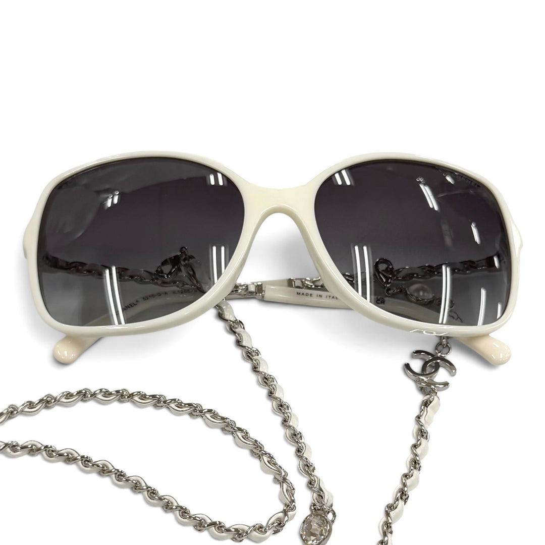 Great CHANEL sunglasses Square Shape Sunglasses white Women 5210-Q-A